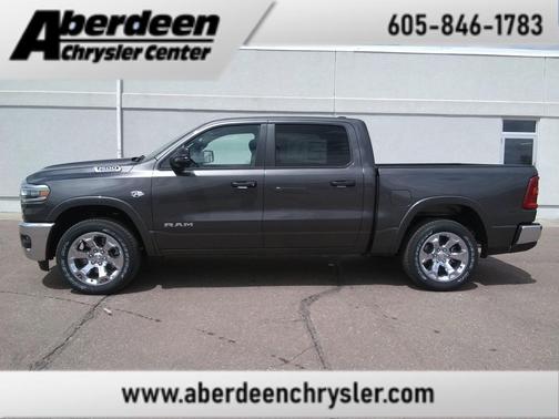 Granite Crystal Metallic Clearcoat 2026 RAM 1500 Big Horn/Lone Star