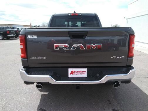 Granite Crystal Metallic Clearcoat 2026 RAM 1500 Big Horn/Lone Star
