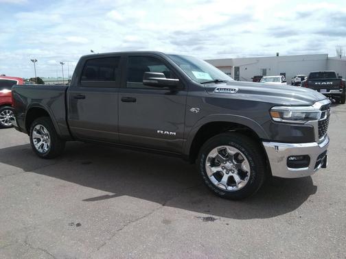 Granite Crystal Metallic Clearcoat 2026 RAM 1500 Big Horn/Lone Star