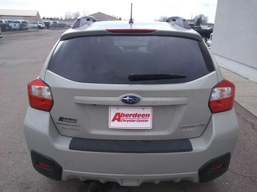 Desert Khaki 2017 Subaru Crosstrek 2.0i Premium