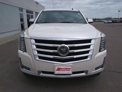 White Diamond Tricoat 2015 Cadillac Escalade Premium