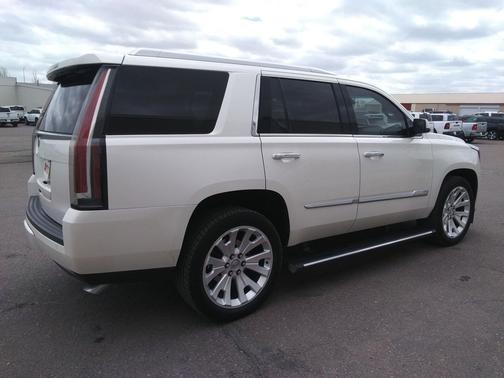 White Diamond Tricoat 2015 Cadillac Escalade Premium