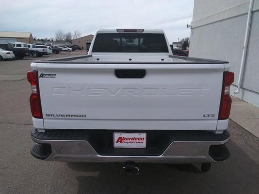 Summit White 2022 Chevrolet Silverado 3500 LTZ