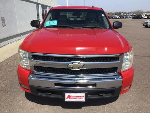 Victory Red 2010 Chevrolet Silverado 1500 LT