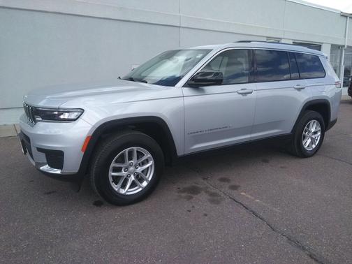 2021 Jeep Grand Cherokee L Laredo