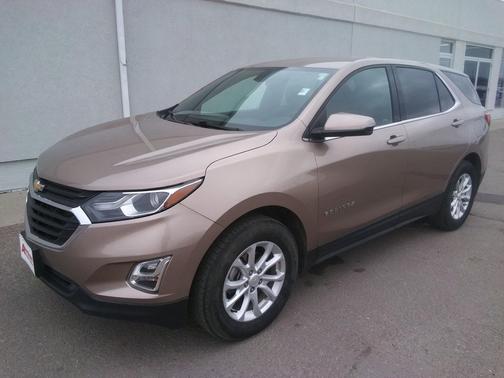 Sandy Ridge Metallic 2018 Chevrolet Equinox LT