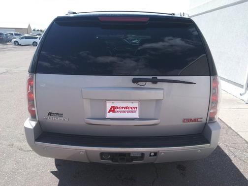 Silver Birch Metallic 2007 GMC Yukon Denali