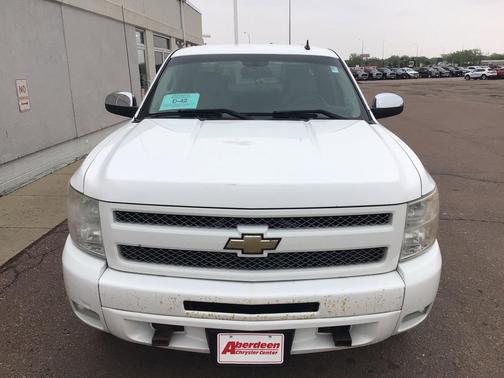 Summit White 2010 Chevrolet Silverado 1500 LT