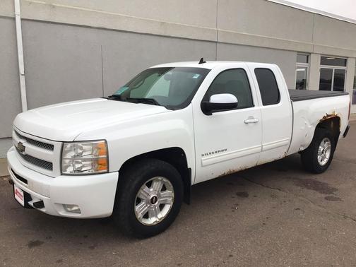 Summit White 2010 Chevrolet Silverado 1500 LT