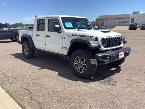 Bright White Clearcoat 2026 Jeep Gladiator Mojave 4x4