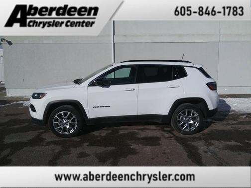 2022 Jeep Compass Latitude Lux