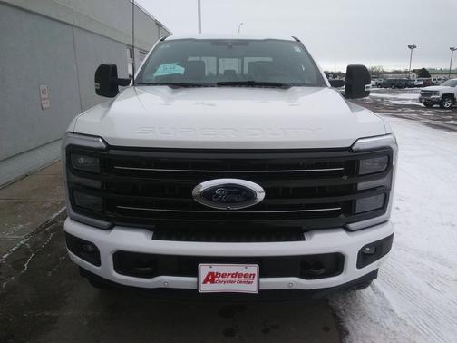 2025 Ford F-250 Platinum