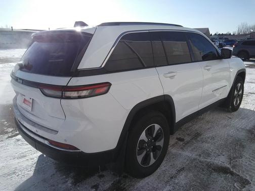 2022 Jeep Grand Cherokee 4xe Base