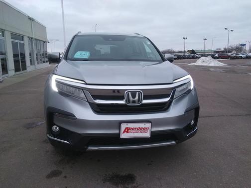 2019 Honda Pilot Touring 8-Passenger