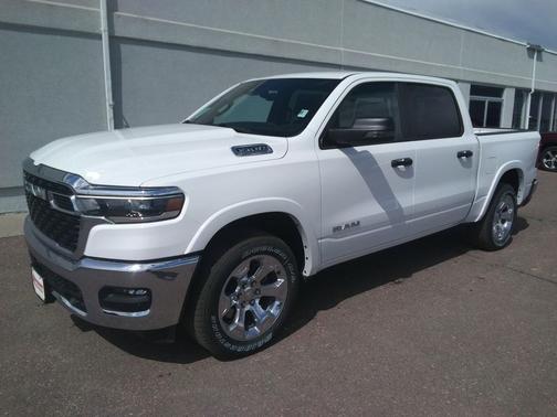 Bright White Clearcoat 2026 RAM 1500 Big Horn/Lone Star