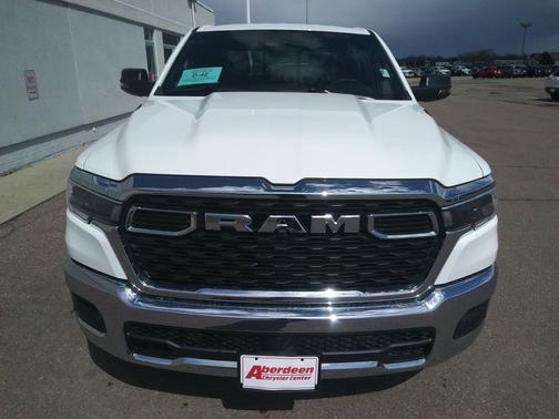 Bright White Clearcoat 2026 RAM 1500 Big Horn/Lone Star