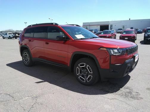 Red Hot Pearlcoat 2026 Jeep Cherokee Limited