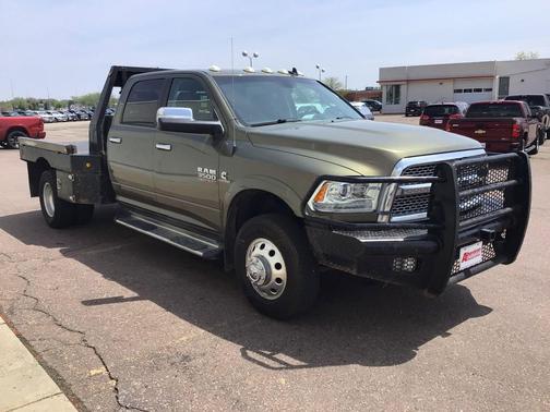 Prairie Pearlcoat 2015 RAM 3500 Laramie