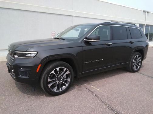 2022 Jeep Grand Cherokee L Overland