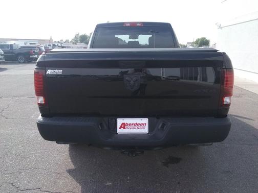 2022 RAM 1500 Classic Warlock Quad Cab 4x4 6'4' Box