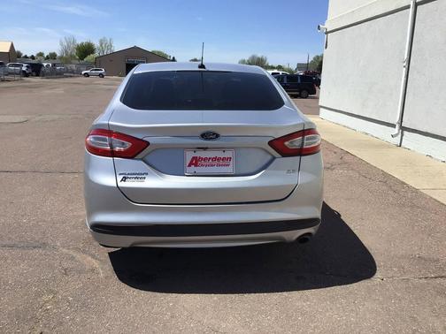 Ruby Red Tinted Clearcoat 2015 Ford Fusion SE