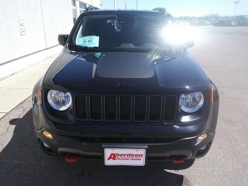 Black Clearcoat 2023 Jeep Renegade Trailhawk