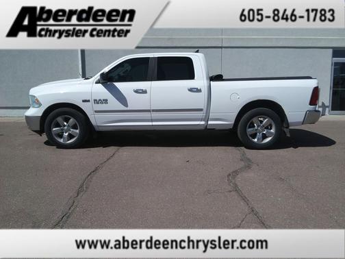 Bright White Clearcoat 2015 RAM 1500 Big Horn