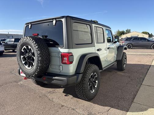 Earl Clearcoat 2027 Jeep Wrangler Rubicon