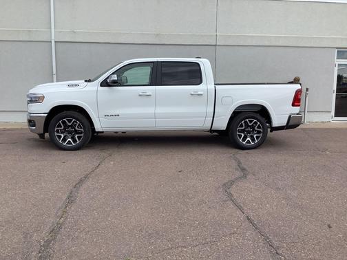 Bright White Clearcoat 2026 RAM 1500 Laramie