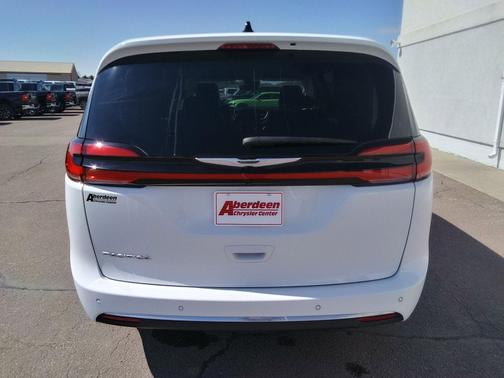 Bright White Clearcoat 2024 Chrysler Pacifica Touring L