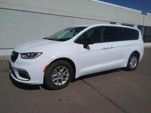 Bright White Clearcoat 2024 Chrysler Pacifica Touring L