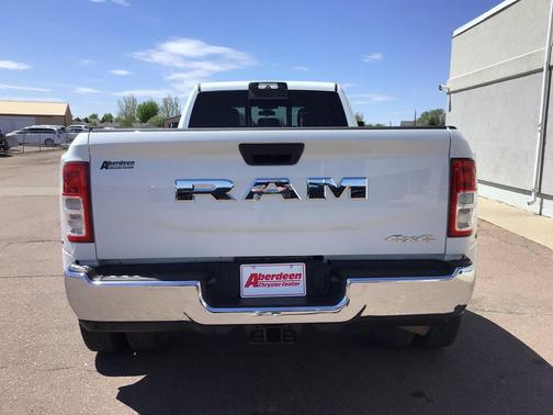 Bright White Clearcoat 2023 RAM 3500 Tradesman Crew Cab 4x4 8' Box