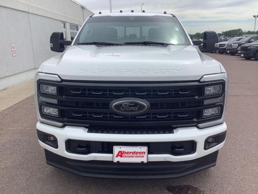 Star White Metallic Tri-Coat 2024 Ford F-350 Lariat