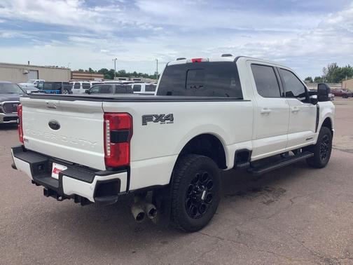 Star White Metallic Tri-Coat 2024 Ford F-350 Lariat