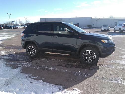 2026 Jeep Compass Trailhawk