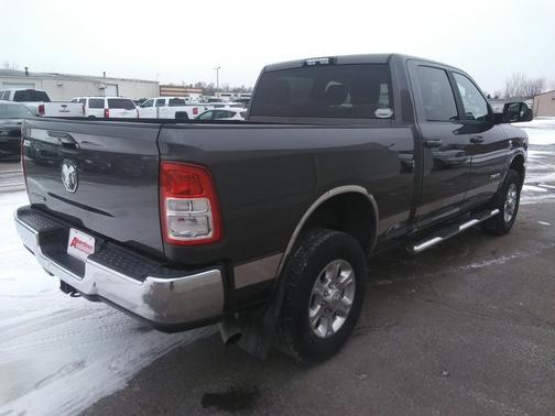 2021 RAM 2500 Big Horn Crew Cab 4x4 6'4' Box