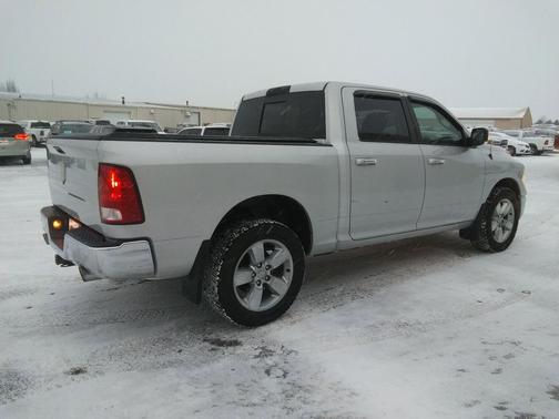 2016 RAM 1500 Big Horn