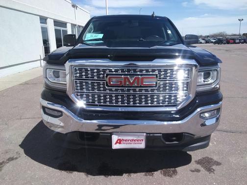 Onyx Black 2017 GMC Sierra 1500 SLE