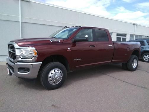 Delmonico Red Pearlcoat 2019 RAM 3500 Big Horn Crew Cab 4x4 8' Box