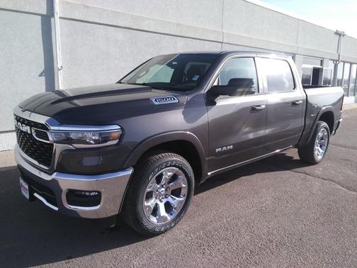 Granite Crystal Metallic Clearcoat 2026 RAM 1500 Big Horn/Lone Star