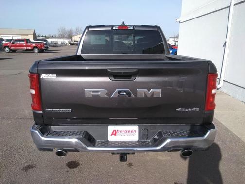 Granite Crystal Metallic Clearcoat 2026 RAM 1500 Big Horn/Lone Star