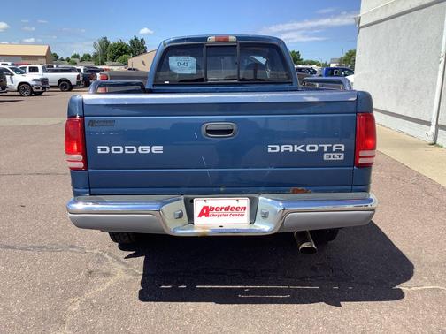 Blue 2004 Dodge Dakota SLT Club Cab