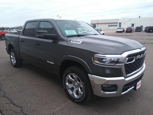 Granite Crystal Metallic Clearcoat 2026 RAM 1500 Big Horn/Lone Star