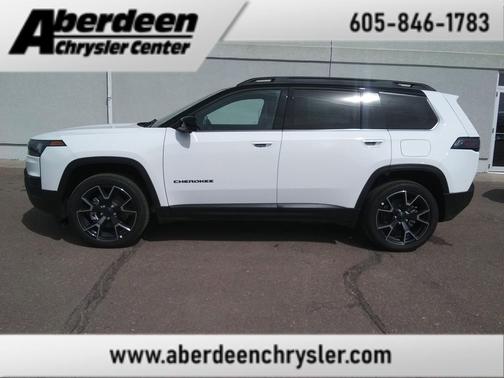 Bright White Clearcoat 2026 Jeep Cherokee Overland