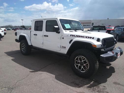 Bright White Clearcoat 2026 Jeep Gladiator Rubicon