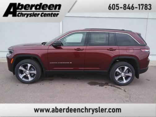 Velvet Red Pearlcoat 2026 Jeep Grand Cherokee Limited