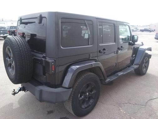 2013 Jeep Wrangler Unlimited Sahara