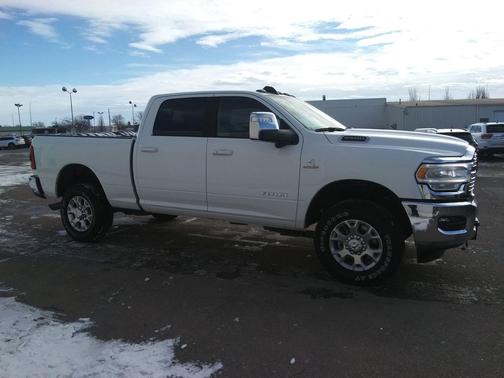 2024 RAM 2500 Laramie Crew Cab 4x4 6'4' Box