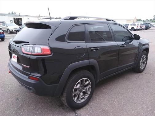 2020 Jeep Cherokee Trailhawk
