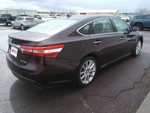 2013 Toyota Avalon XLE Premium